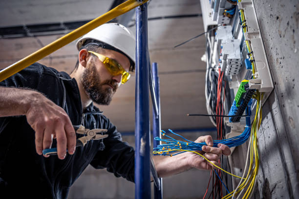Best 24-Hour Electrician  in Wayzata, MN
