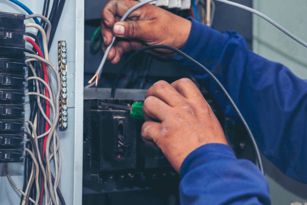 Best Circuit Breaker Repair  in Wayzata, MN