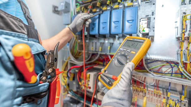 Best Electrical Outlet Repair  in Wayzata, MN